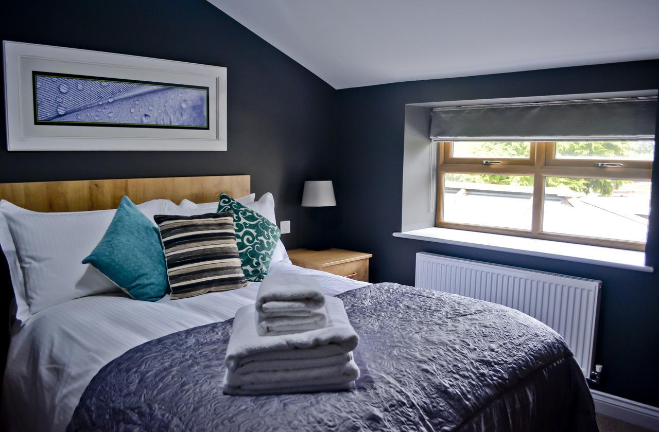 テルフォード The Ugly Duckling Bed & Breakfast エクステリア 写真
