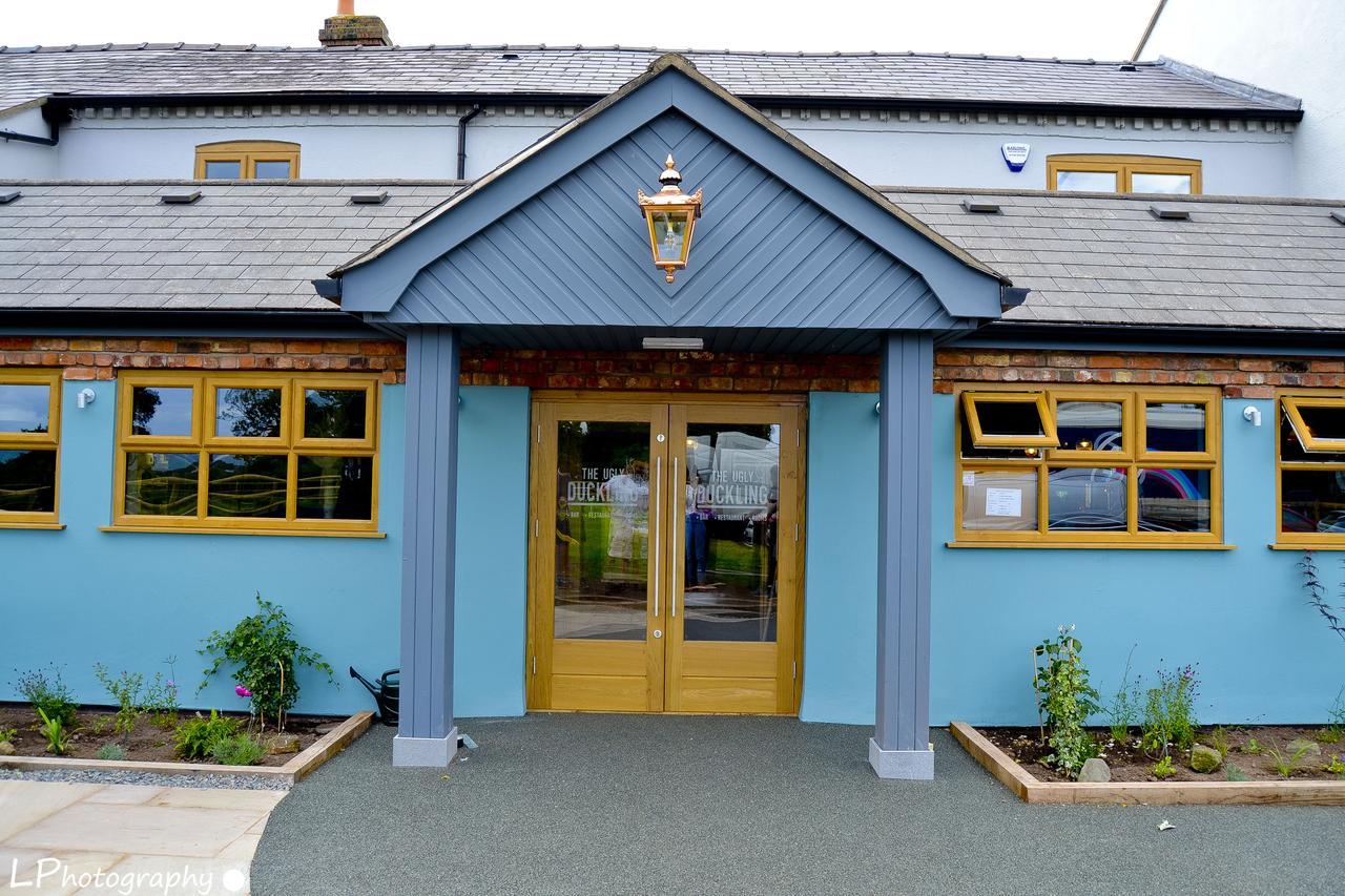 テルフォード The Ugly Duckling Bed & Breakfast エクステリア 写真